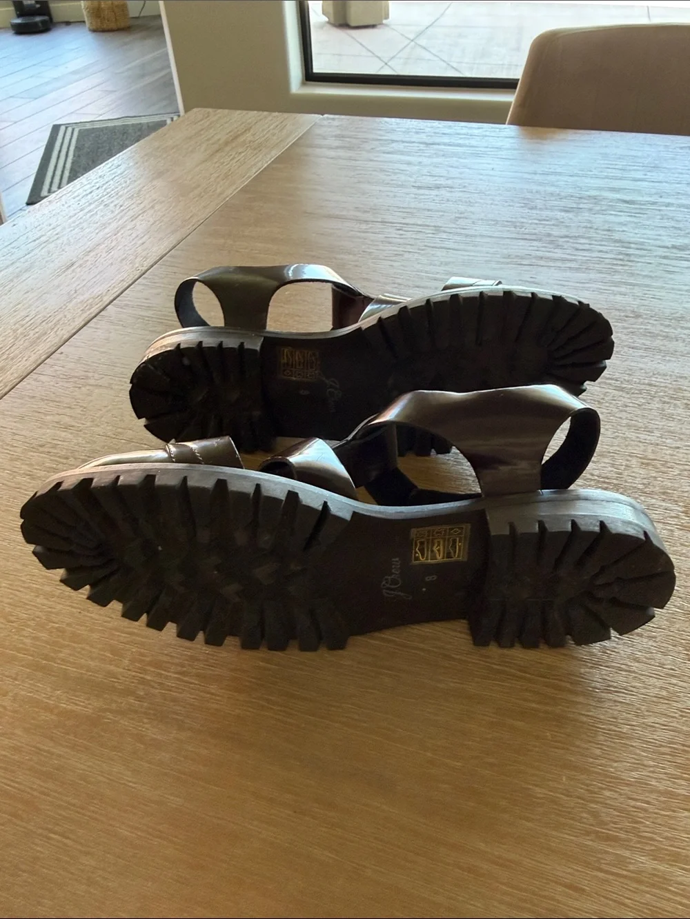 J. Crew Women's Dark Brown Patent Fisherman Sandals with Gold Buckle. Women’s 8 - Picture 11 of 11